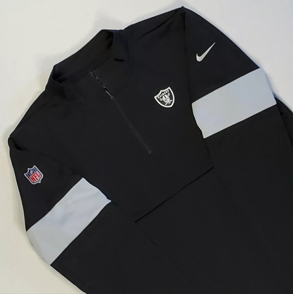 Nike Las Vegas Raiders Men Size L Therma Dri-Fit Light Pullover Black AO3463-010